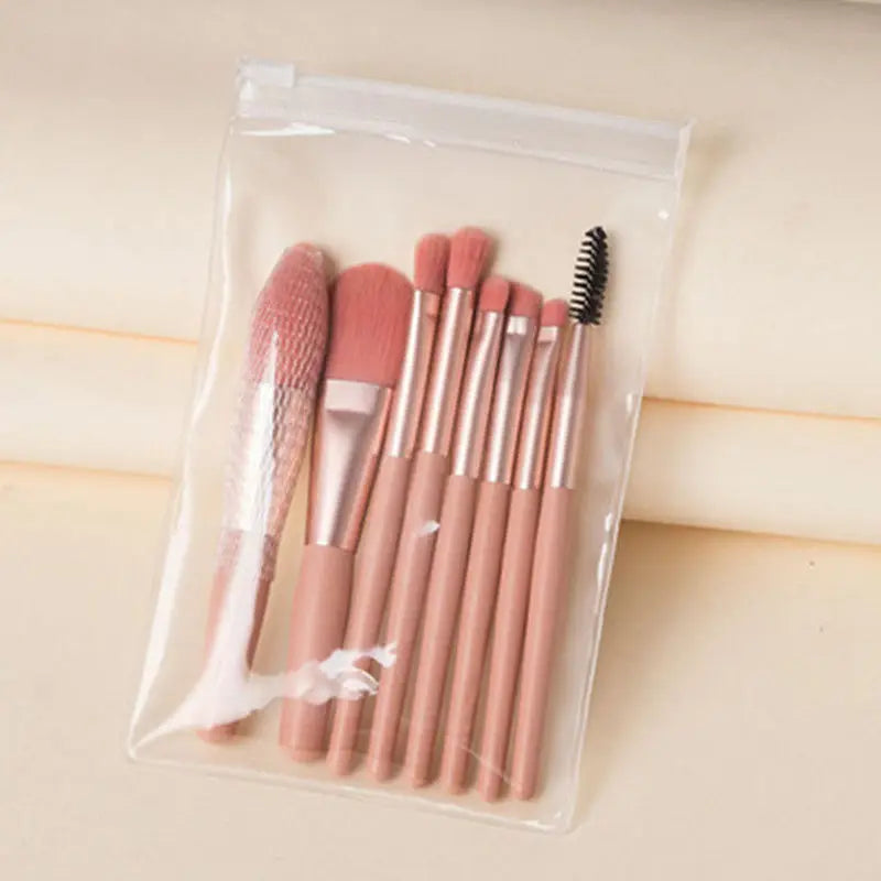 8 PCs makeup brushes