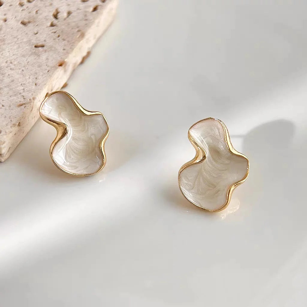Abstract cute earring