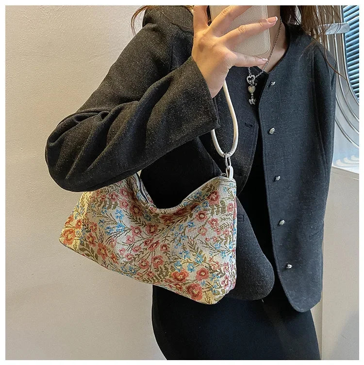 Vintage print shoulder bag