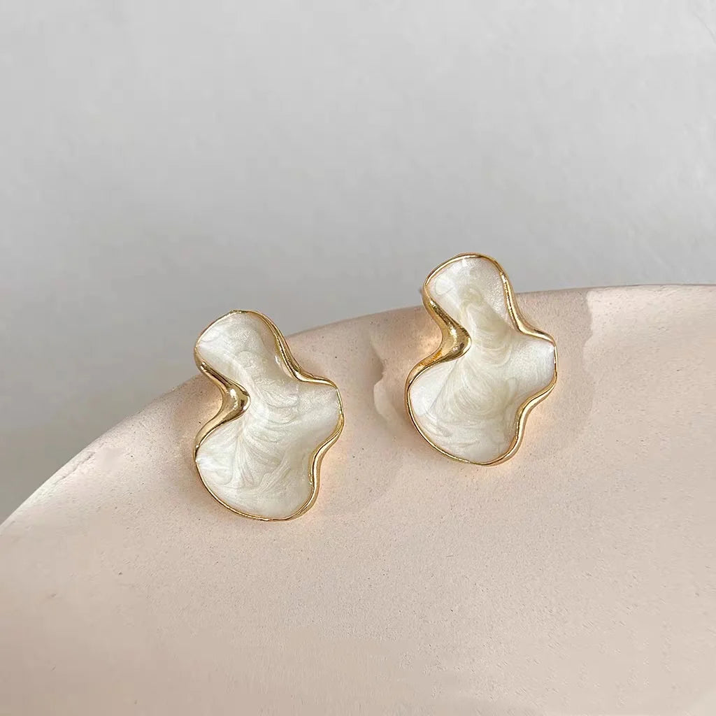 Abstract cute earring