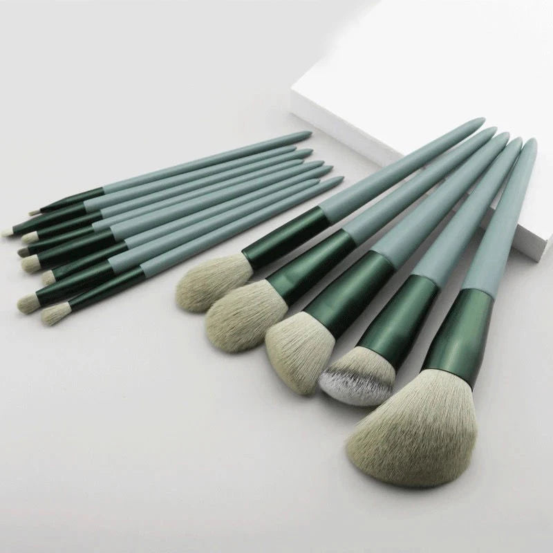 13 PCs makeup brushes
