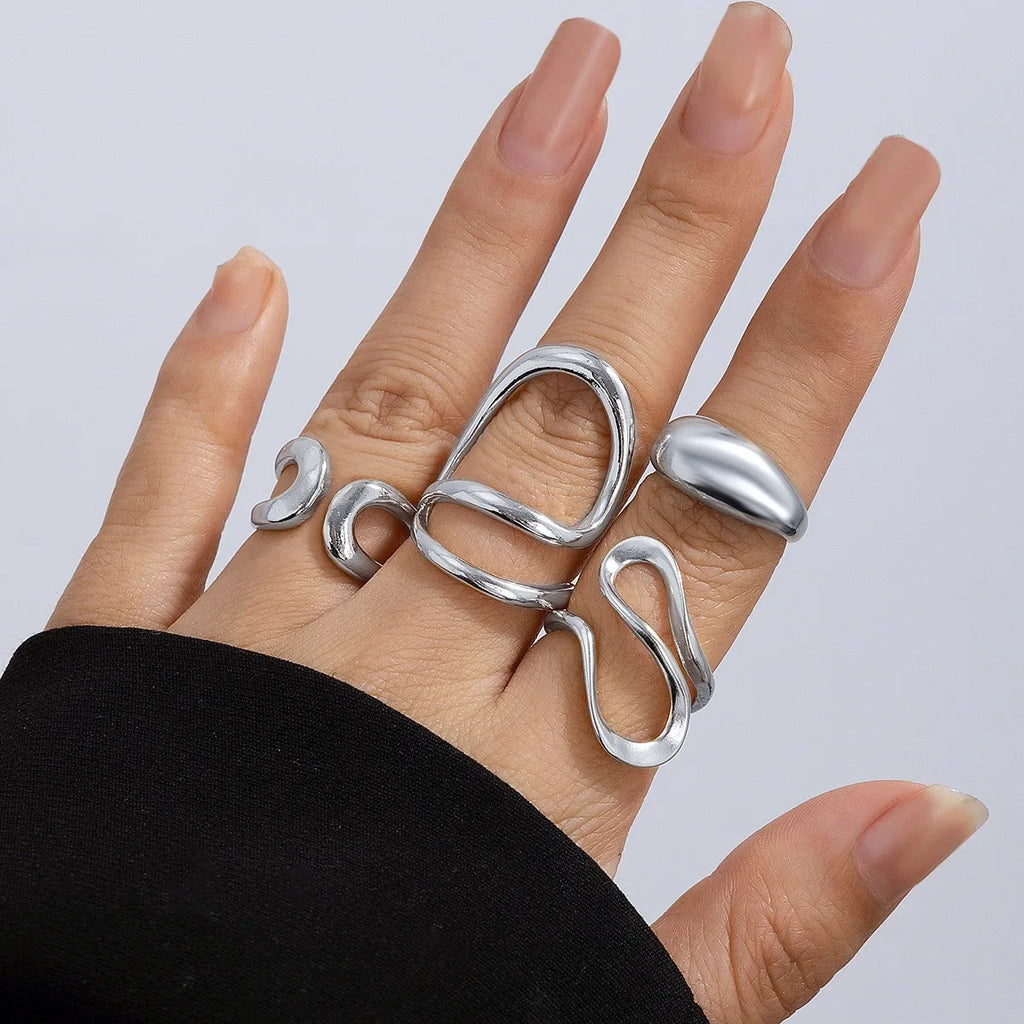 Geometric style ring